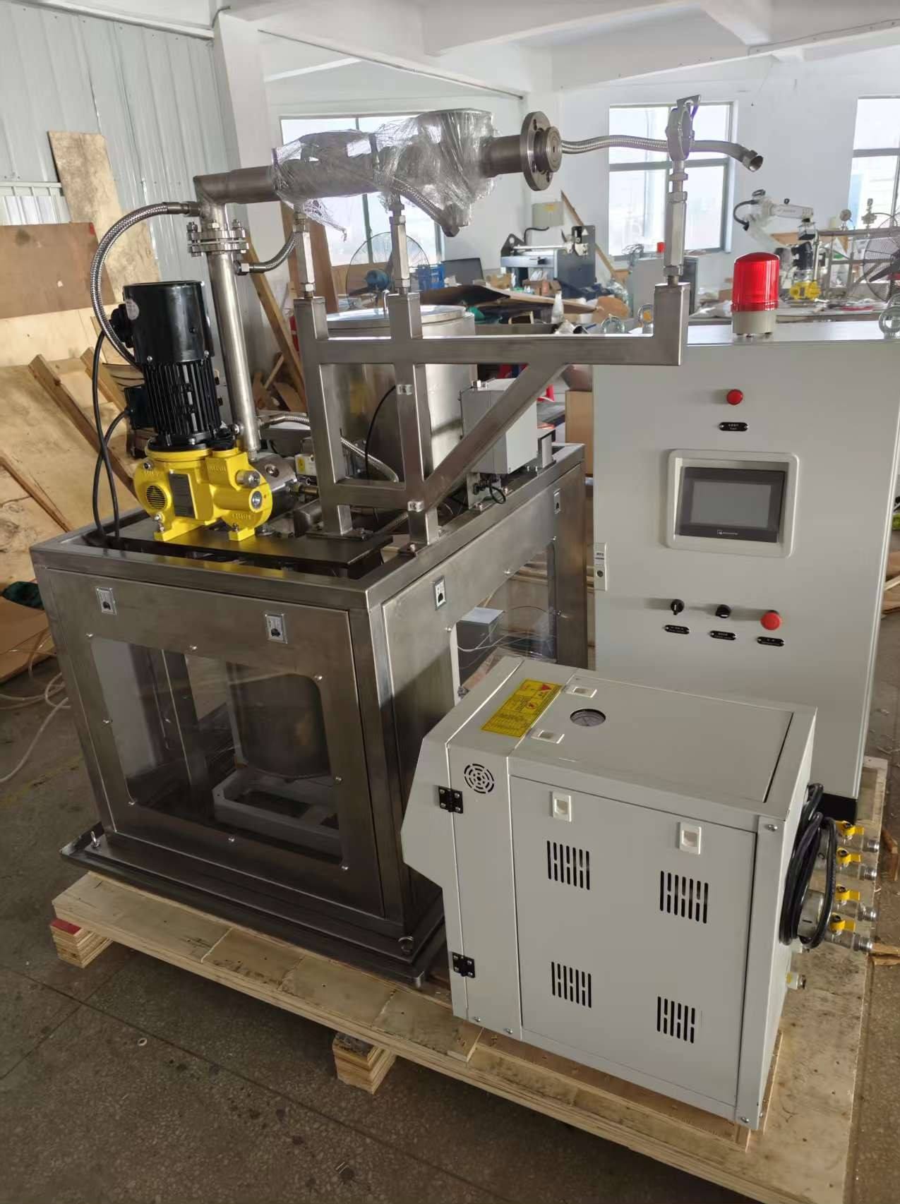 Doseur pondéral à perte de liquide avec fonction chauffante pour le dosage d'huile minérale à haute viscosité destinée à un client mexicain